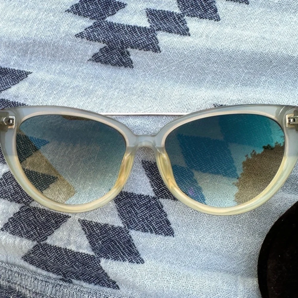 Tom Ford Edita Sunglasses TF384 58mm cat eye gray gradient yellow grey